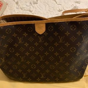 Louis Vuitton Delightful PM